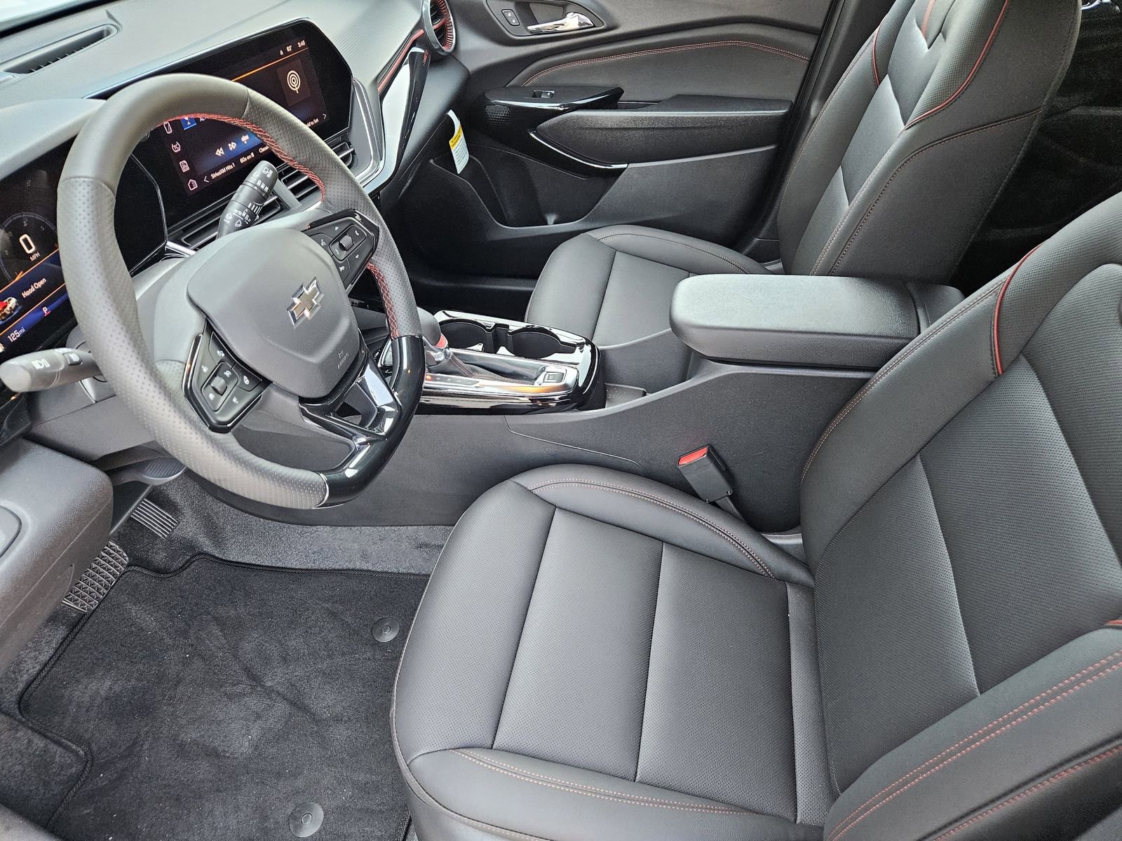 New 2026 Chevrolet Trax RS w/ Sunroof Package image 17