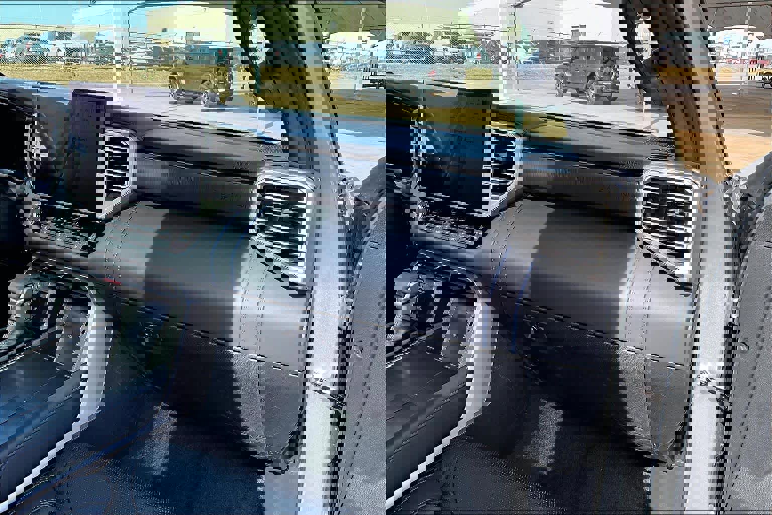 Used 2026 Toyota Sequoia Platinum image 18