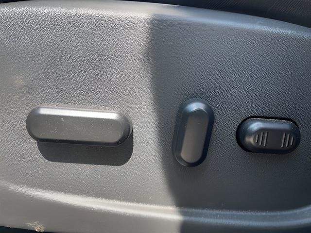 Used 2016 Ford Escape Titanium AWD/4WD image 11