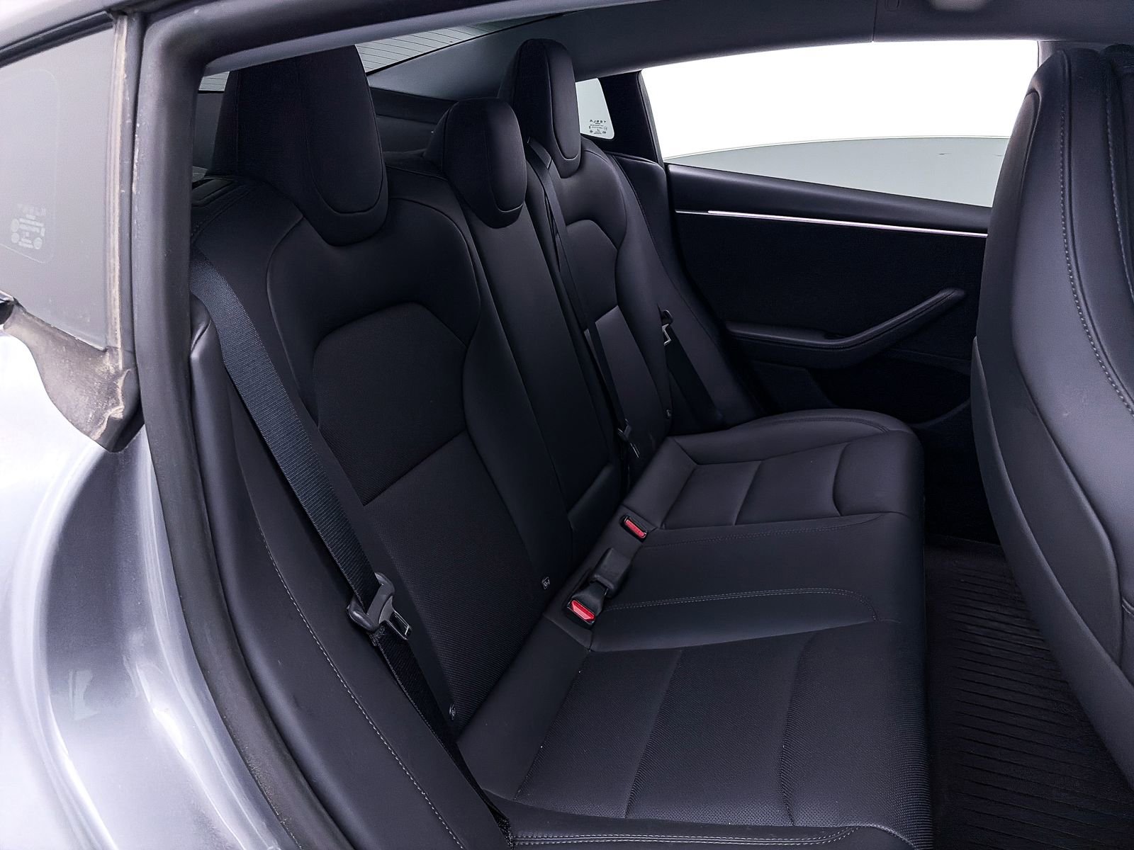 Used 2024 Tesla Model 3 Performance image 32