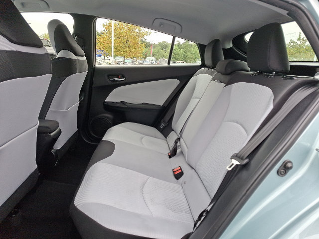 Used 2016 Toyota Prius Two FWD image 10