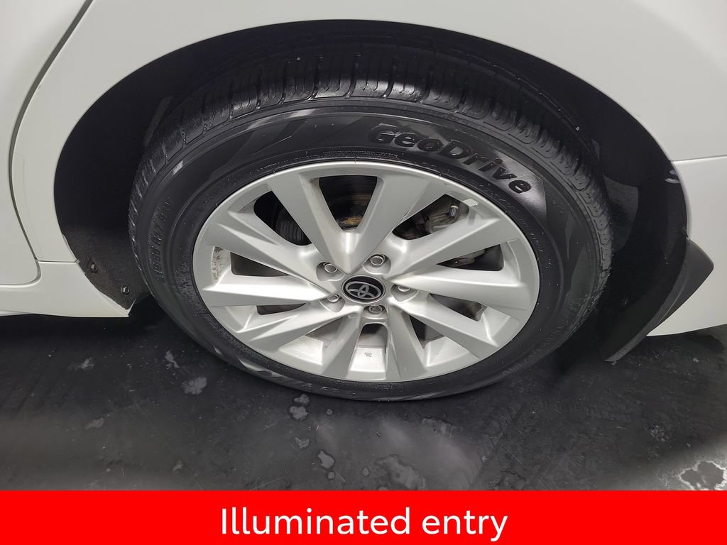 Used 2024 Toyota Camry SE FWD image 12