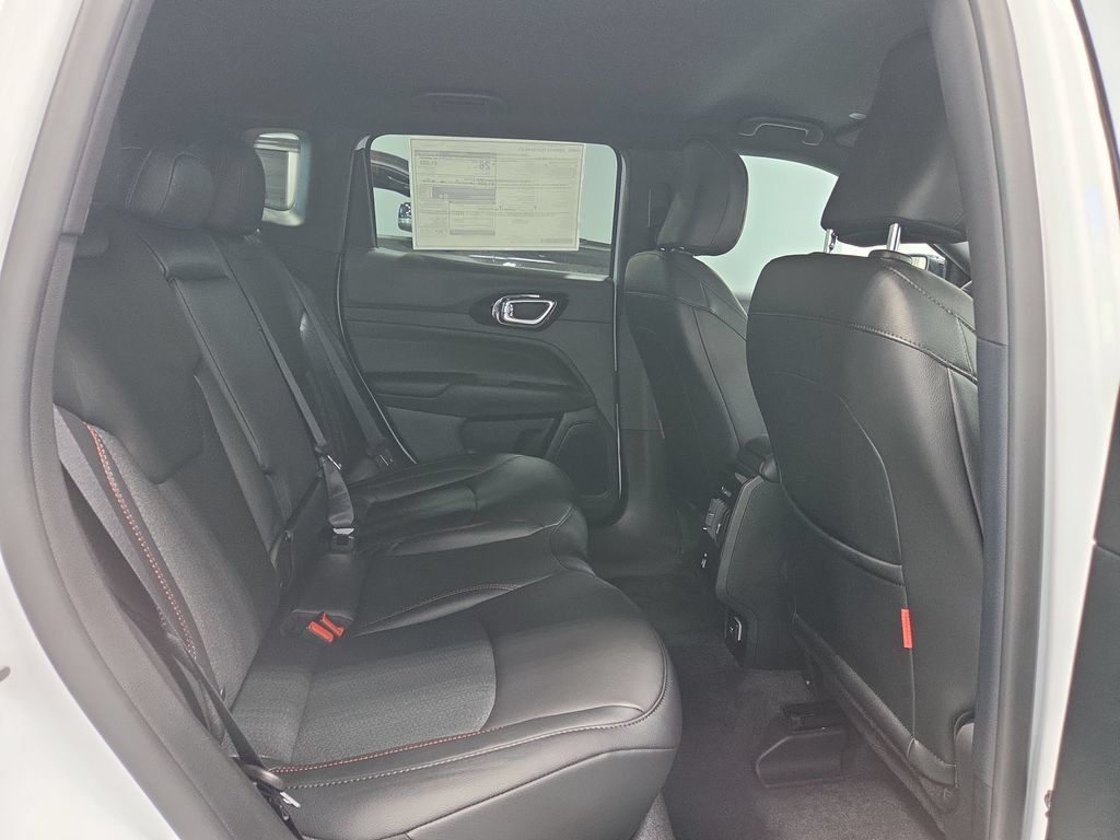 New 2026 Jeep Compass Trailhawk AWD/4WD image 11