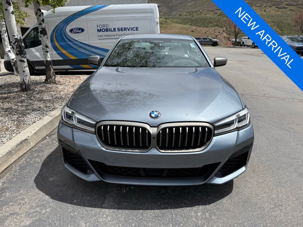 Used 2022 BMW M550i xDrive w/ Executive Package AWD/4WD image 2