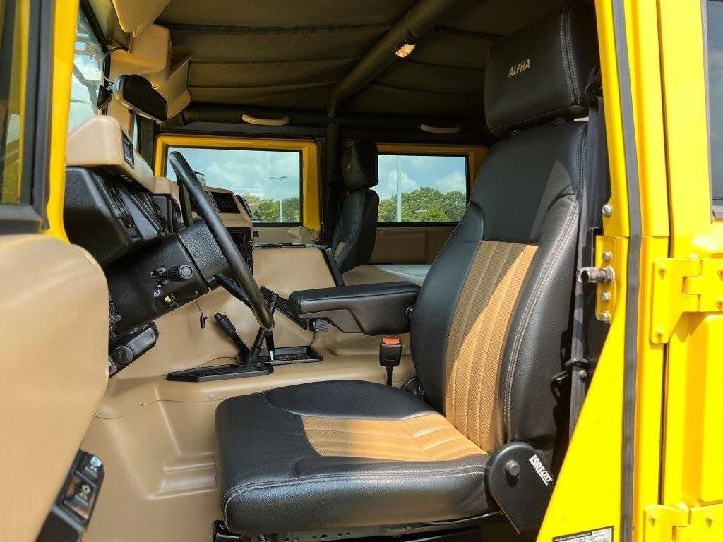Used 1999 HUMMER H1 4-Door Open Top image 18
