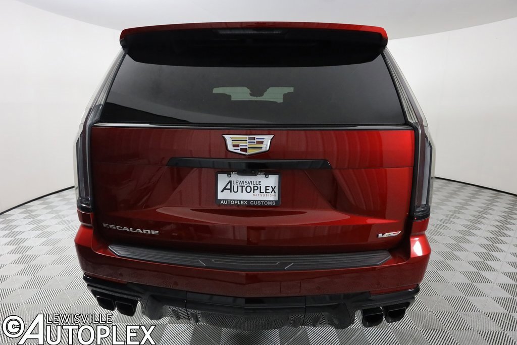 Used 2025 Cadillac Escalade V image 6