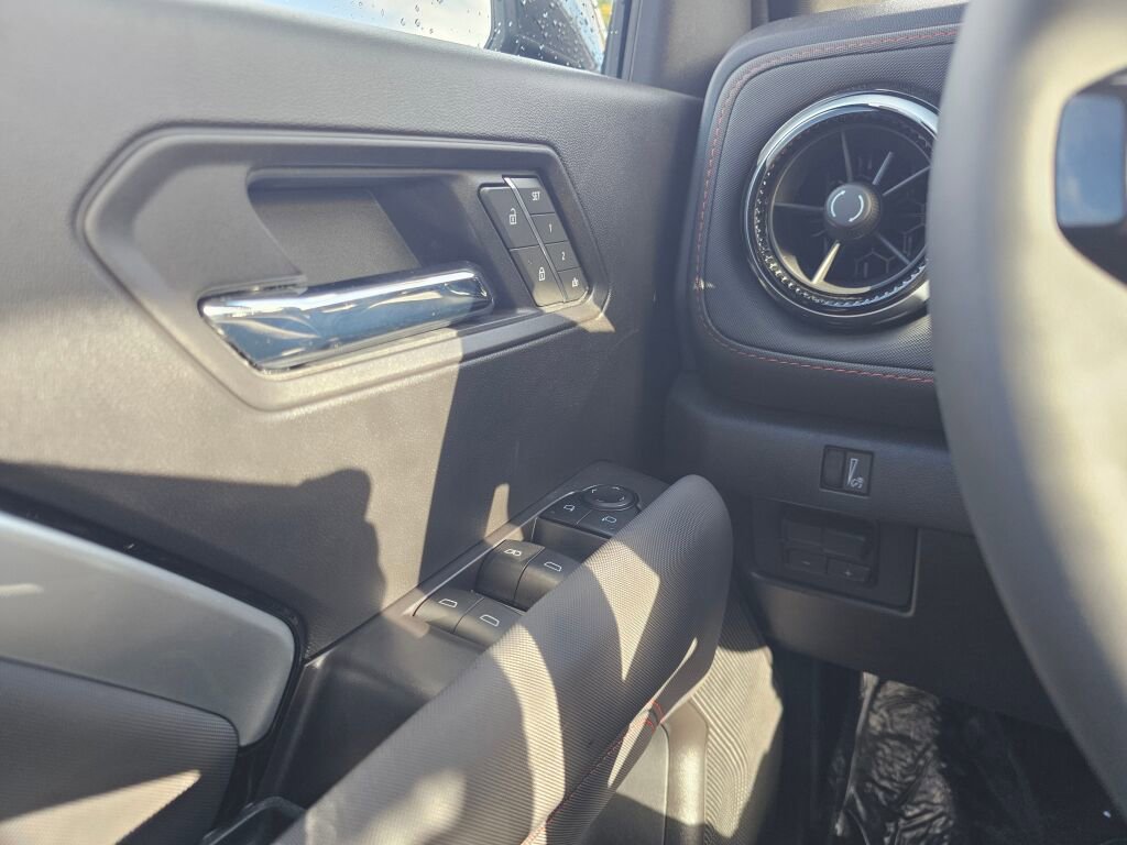 New 2026 Chevrolet Colorado Z71 w/ Technology Package image 23