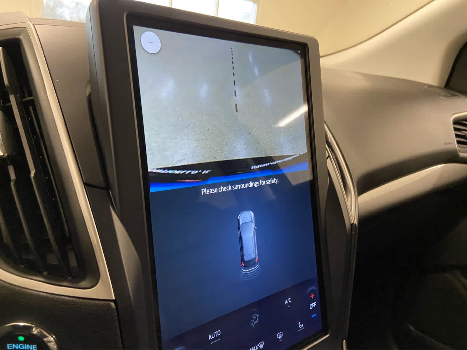 Used 2024 Ford Edge SEL w/ Convenience Package image 24