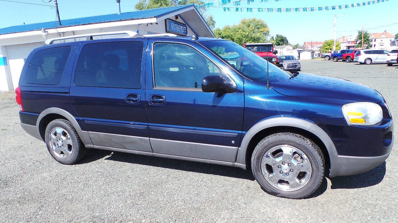 Used 2006 Pontiac Montana SV6 w/ Convenience Package image 2