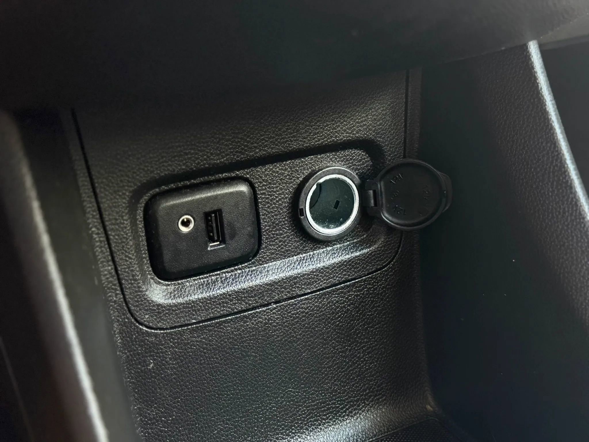 Used 2017 Chevrolet Spark LS FWD image 23