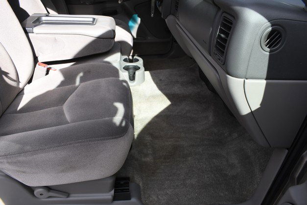 Used 2003 GMC Yukon SLE image 25