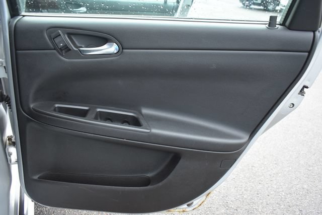 Used 2014 Chevrolet Impala LTZ FWD image 33