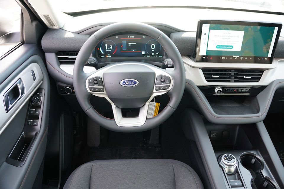 New 2026 Ford Explorer Active image 13