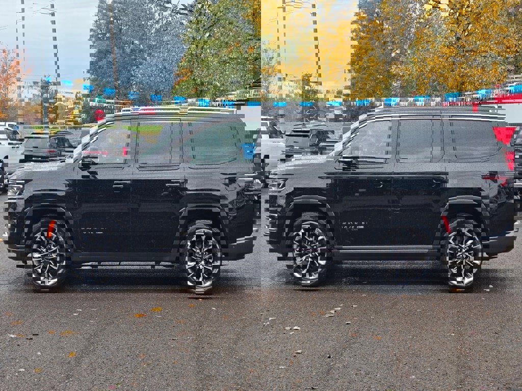 Used 2022 Jeep Wagoneer Series III w/ Premium Group I image 6