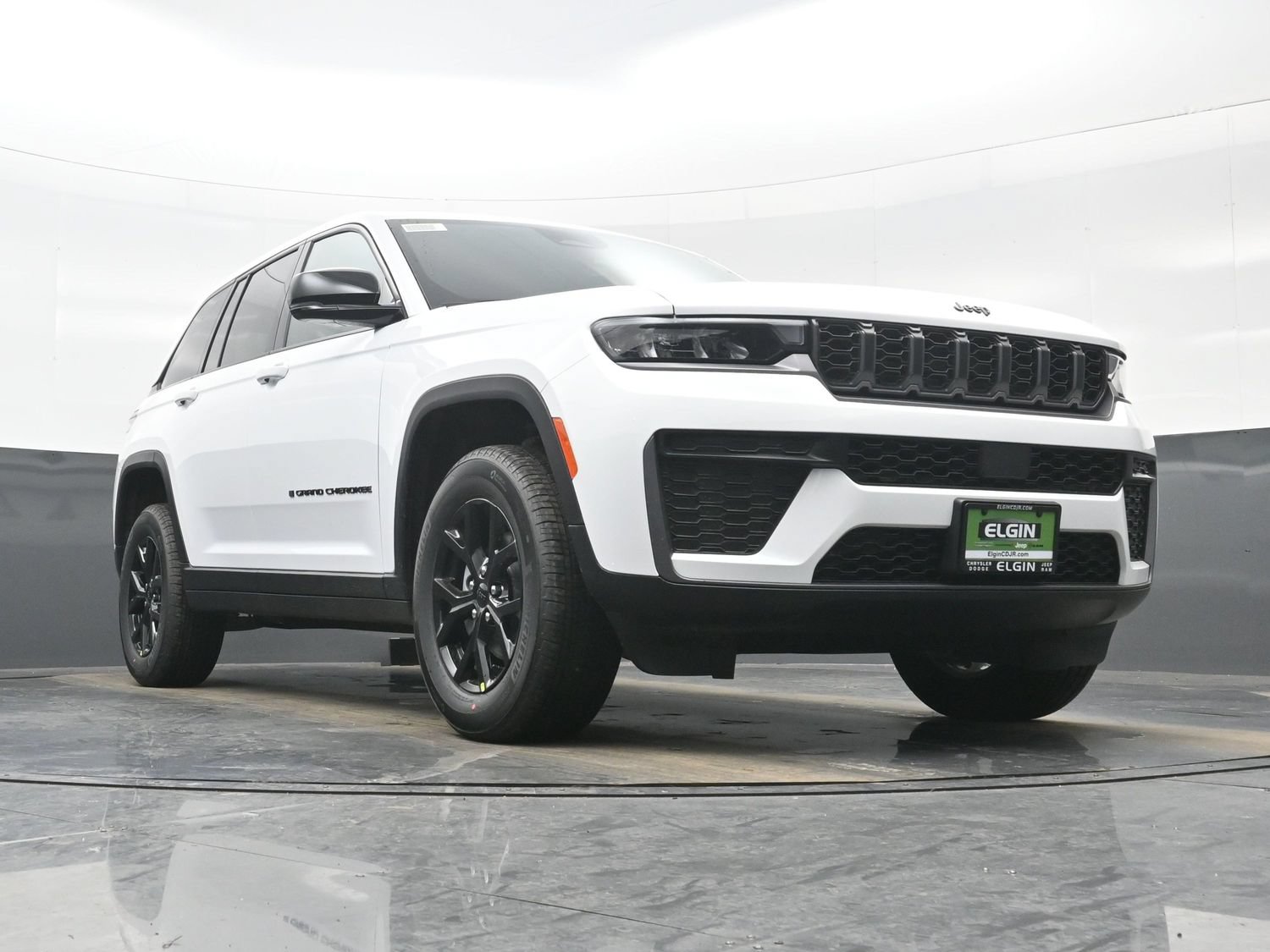 New 2026 Jeep Grand Cherokee Altitude AWD/4WD image 20