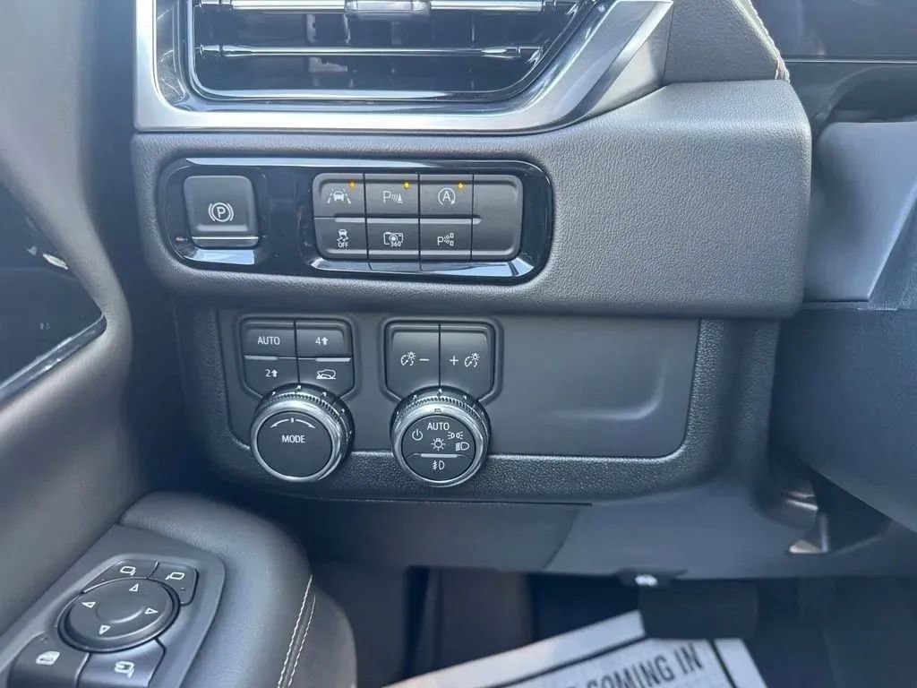 New 2026 GMC Yukon Elevation AWD/4WD image 23