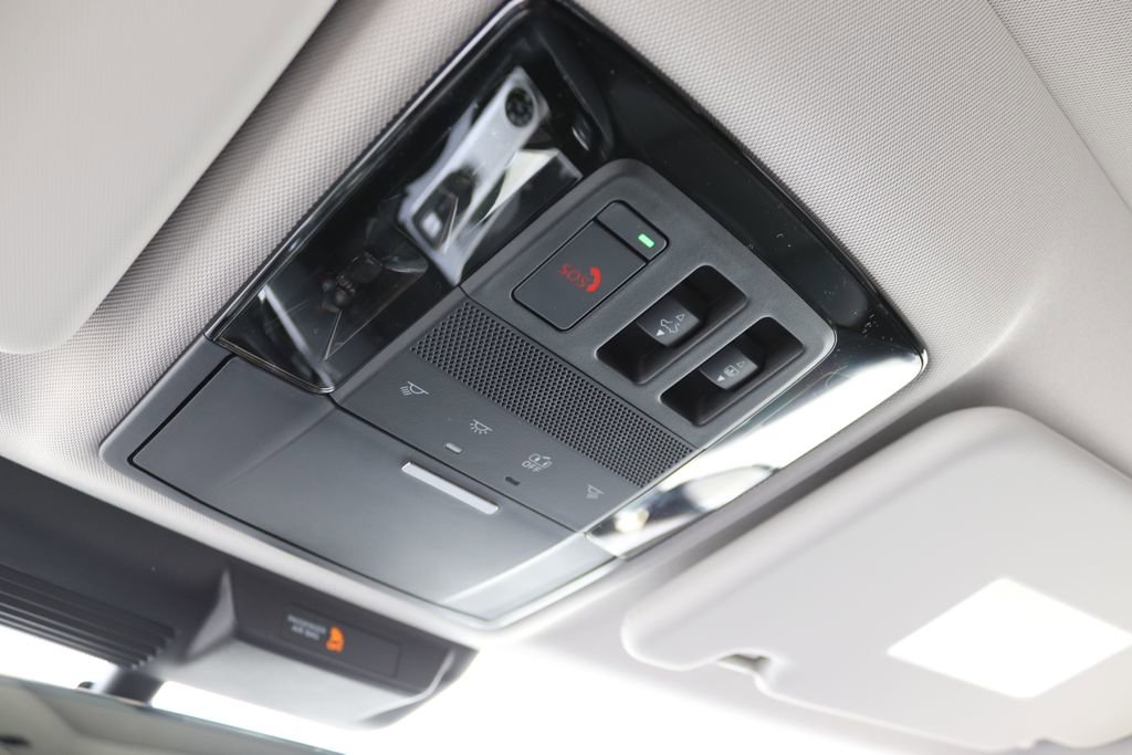 New 2026 Mitsubishi Outlander SEL image 28