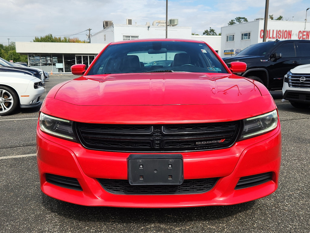 Used 2019 Dodge Charger SXT w/ Leather Interior Group RWD image 8