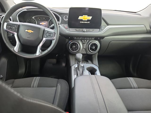 Used 2024 Chevrolet Blazer LT w/ Convenience Package FWD image 12