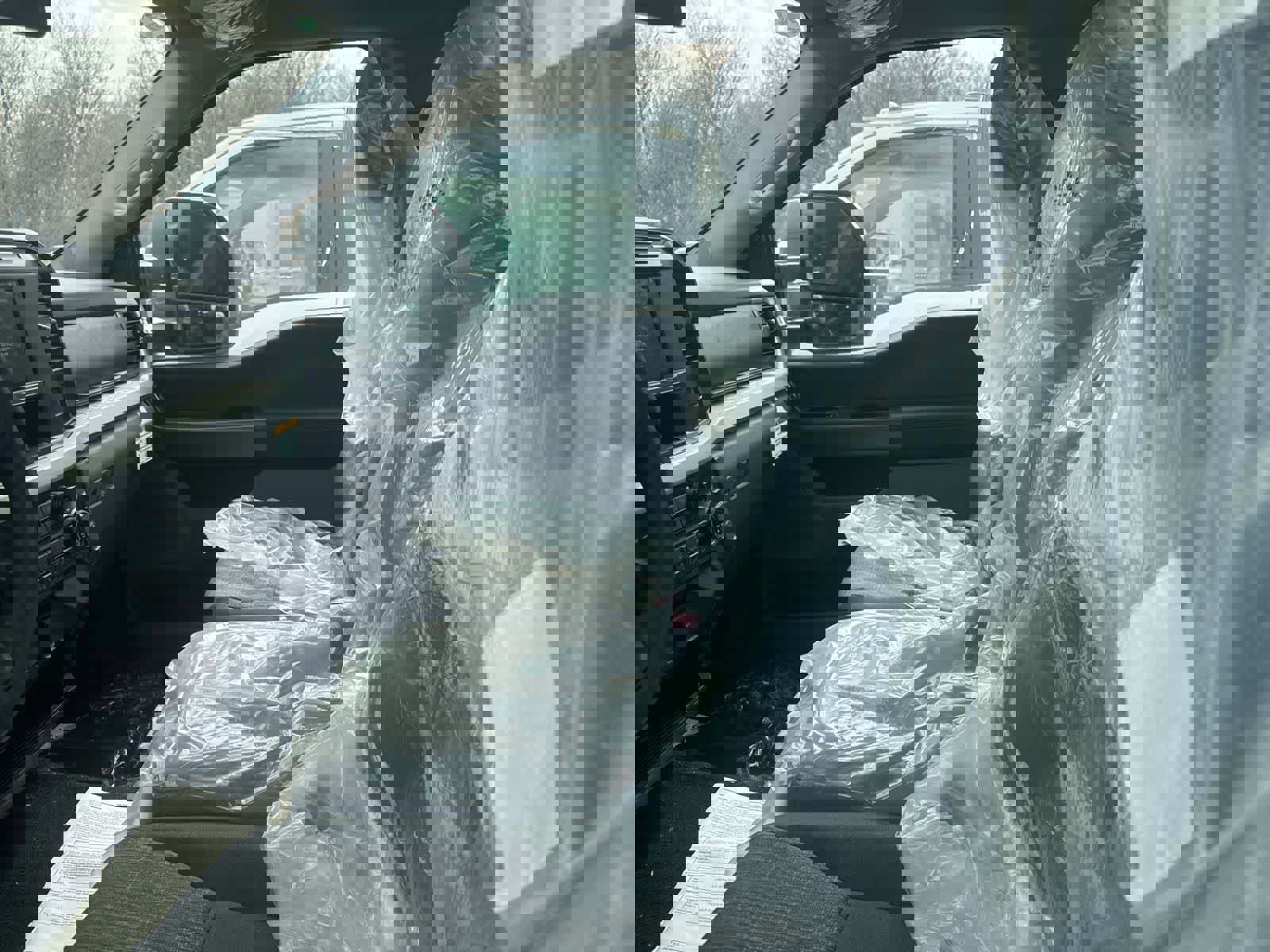 New 2023 Ford F450 XLT w/ XLT Value Package image 27