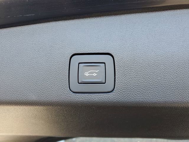 Used 2023 Buick Encore GX Essence w/ Experience Buick Package image 38