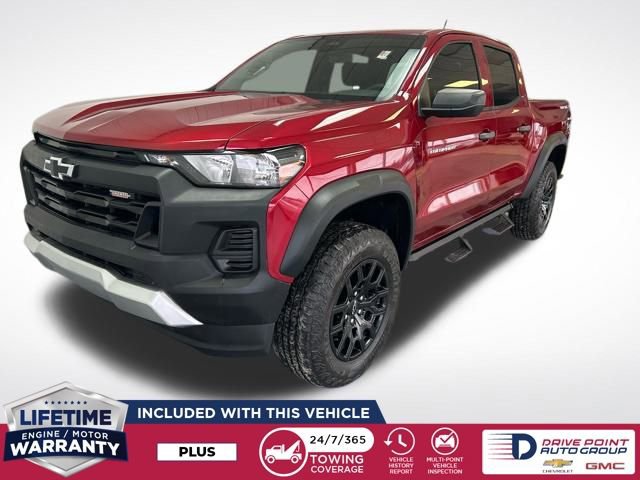 Used 2024 Chevrolet Colorado Trail Boss image 4