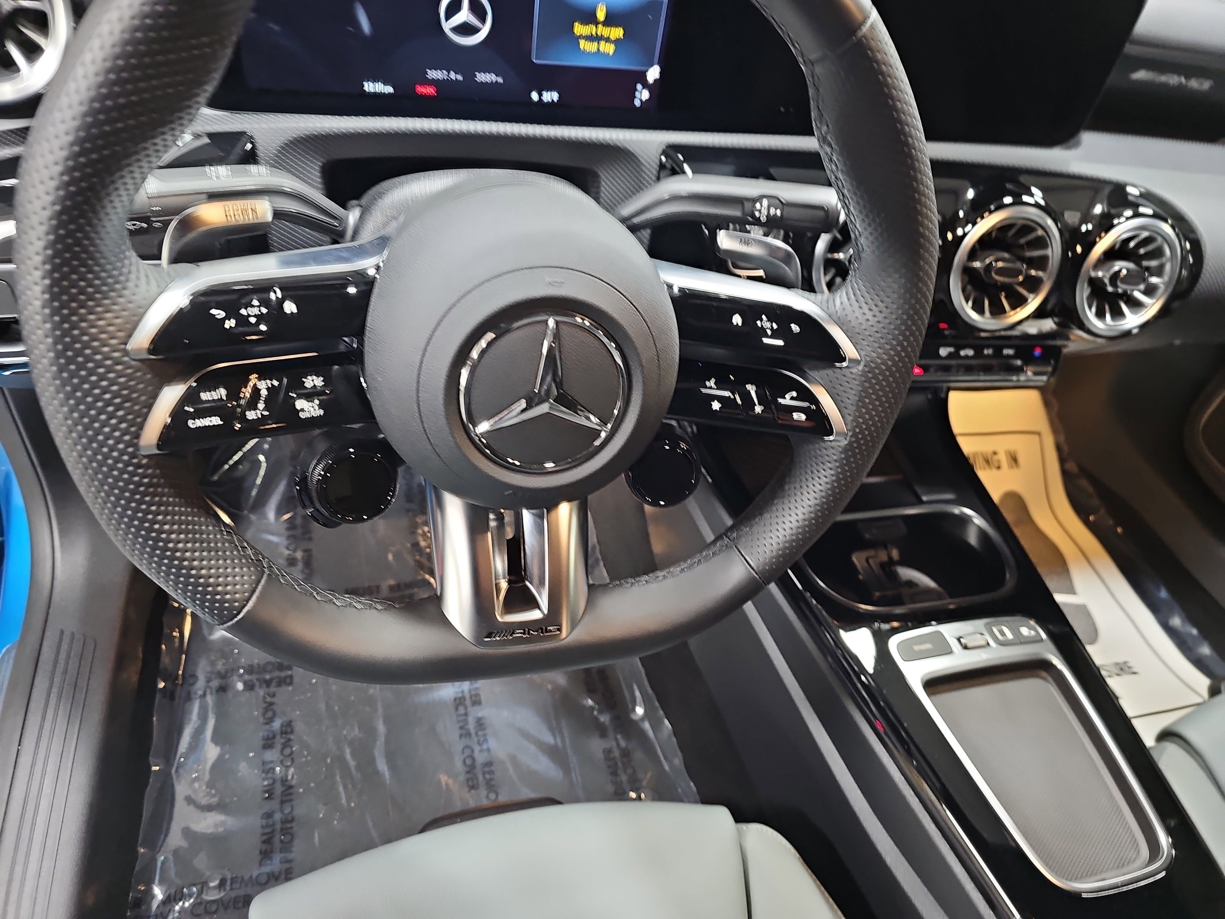 Used 2025 Mercedes-Benz CLA 35 AMG 4MATIC image 19