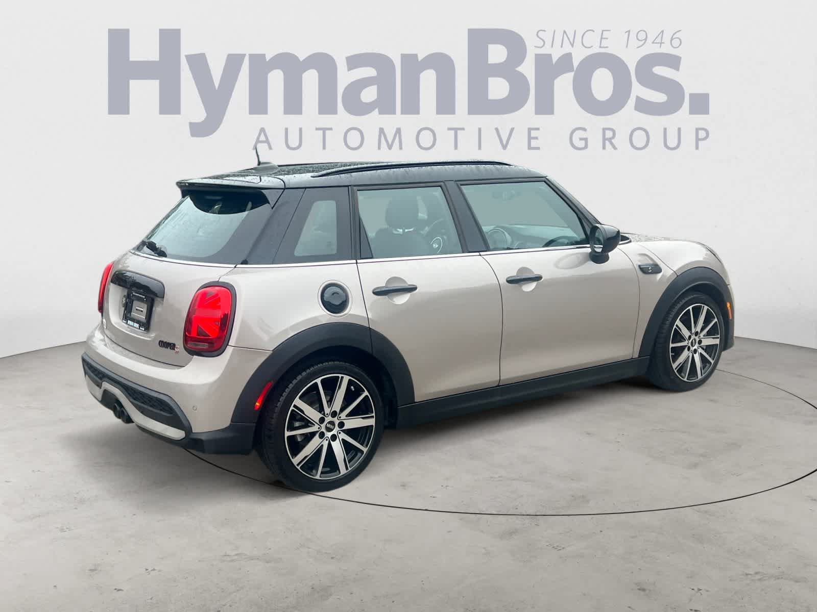 Used 2022 MINI Cooper S w/ Premium Package FWD image 3
