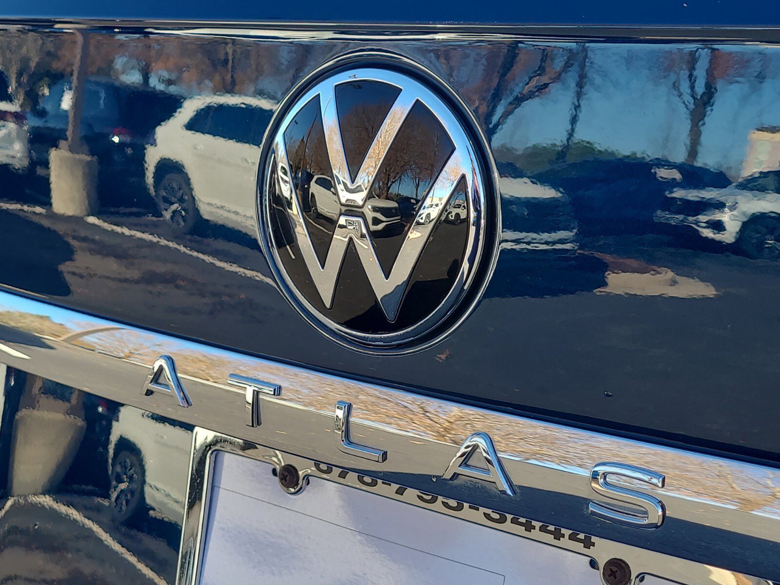 Used 2023 Volkswagen Atlas SE image 29