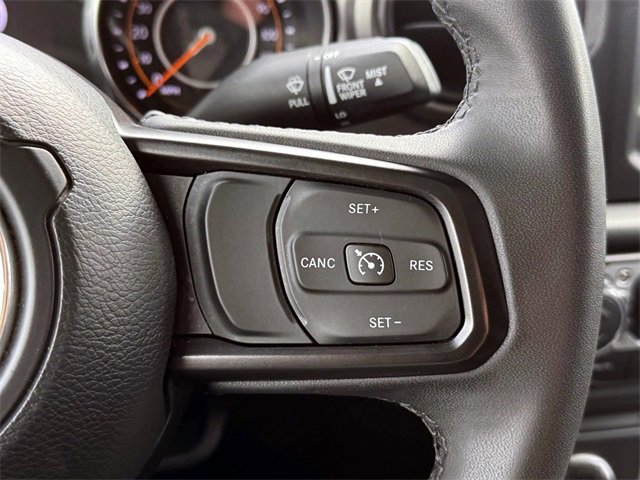 Used 2023 Jeep Gladiator Sport image 25