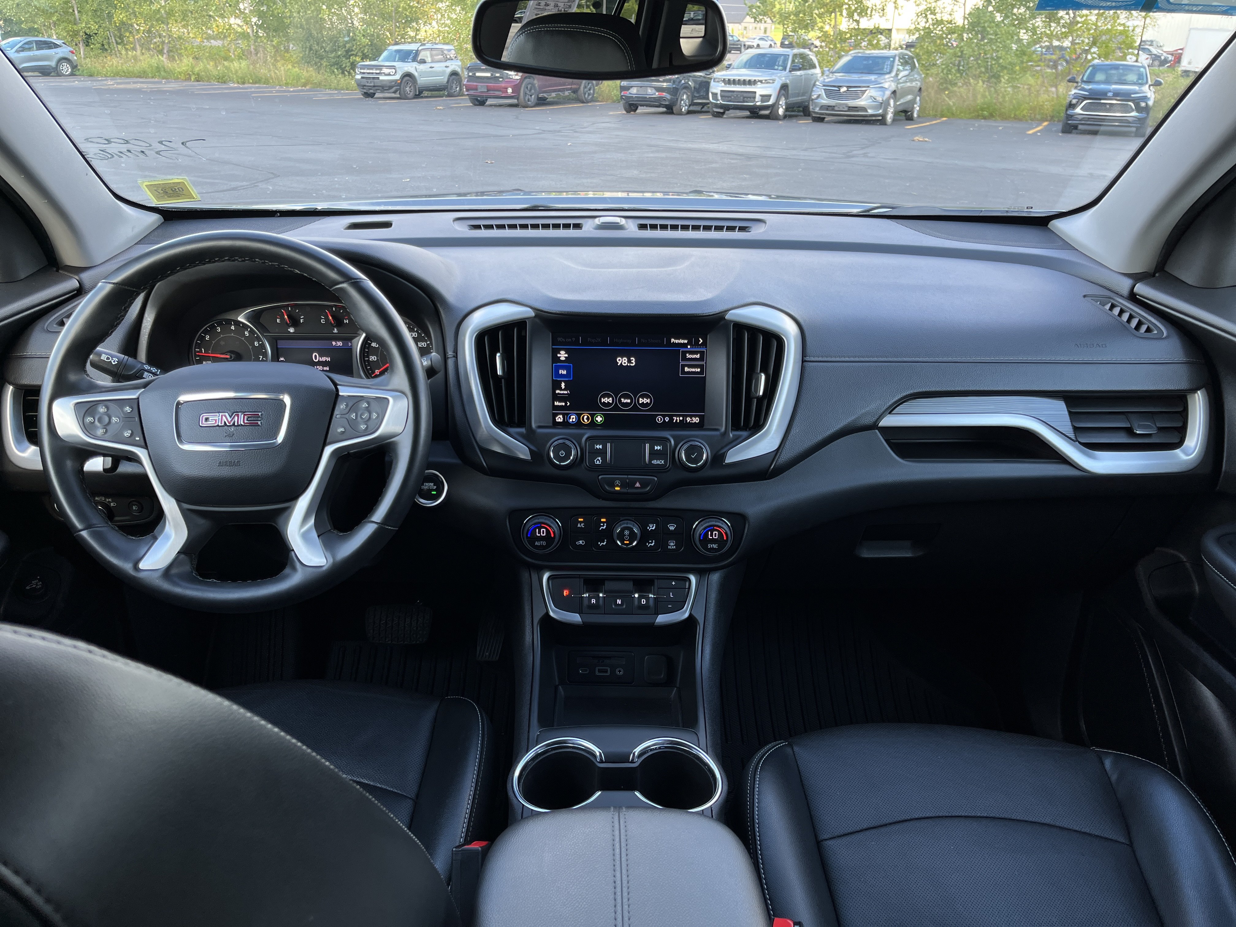 Used 2023 GMC Terrain SLT AWD/4WD image 26