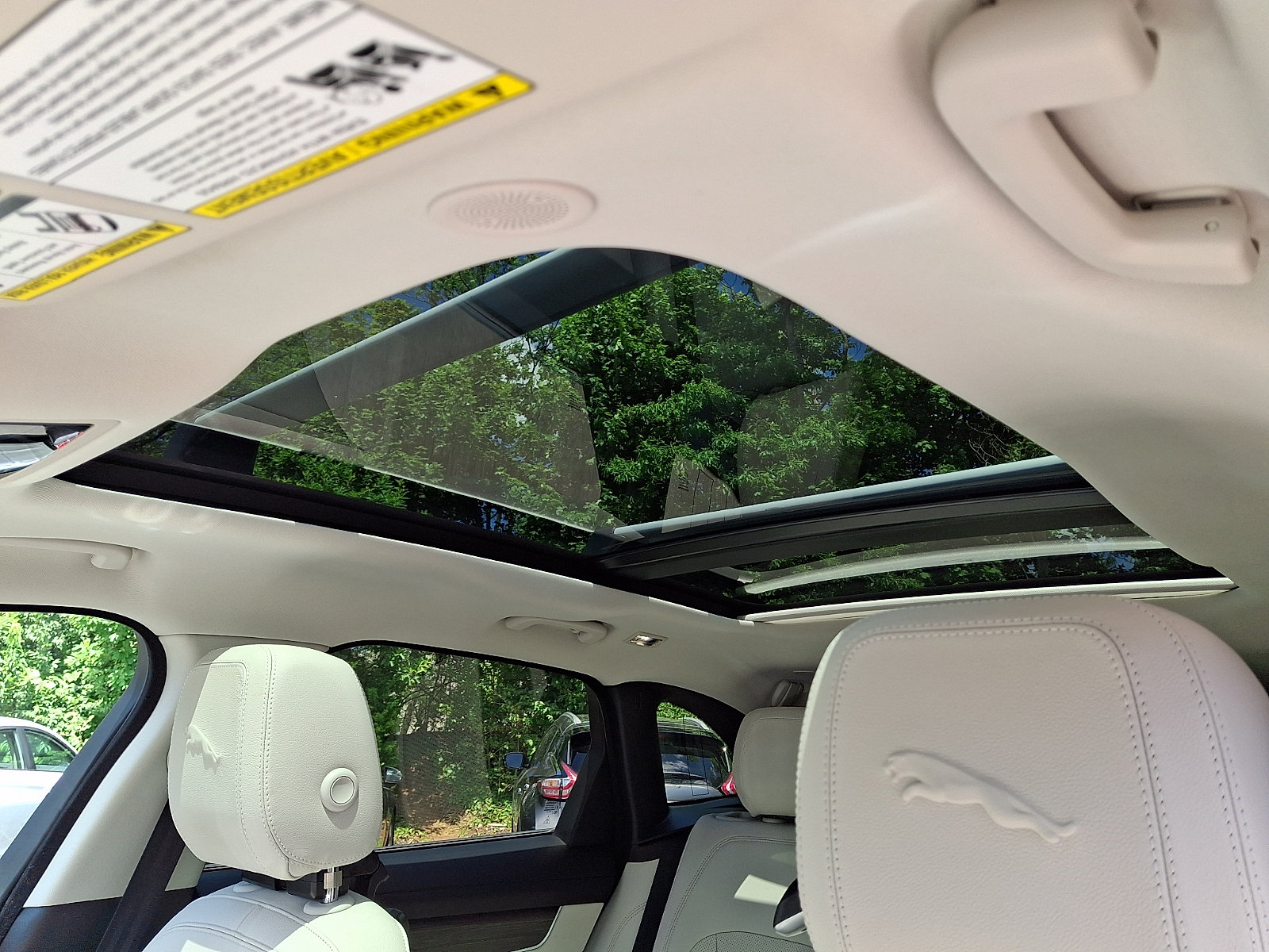 Used 2023 Jaguar F-PACE S AWD/4WD image 13