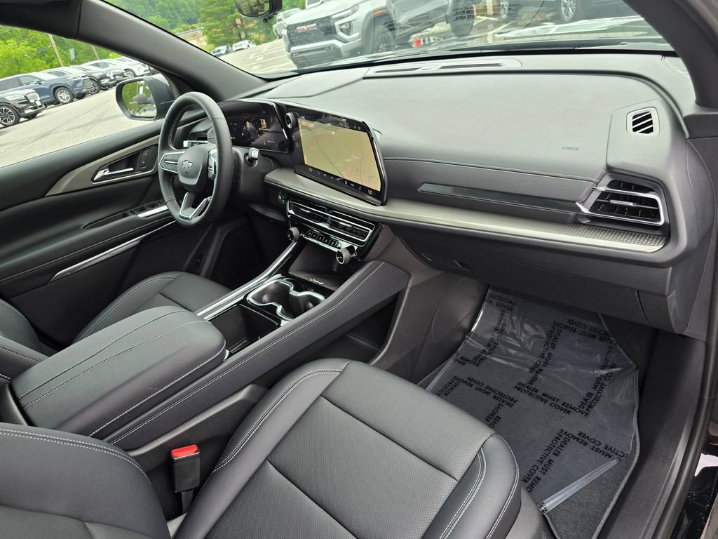 New 2026 Chevrolet Traverse LT w/ Midnight/Sport Edition FWD image 29