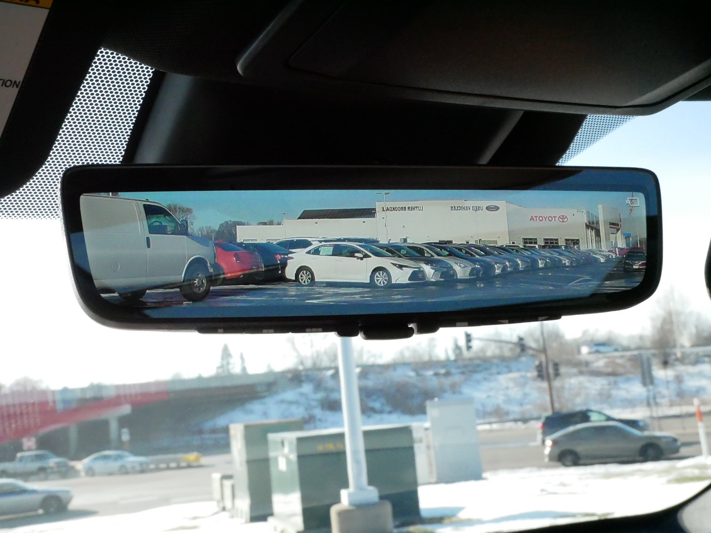 Certified 2026 Toyota Highlander Platinum image 31