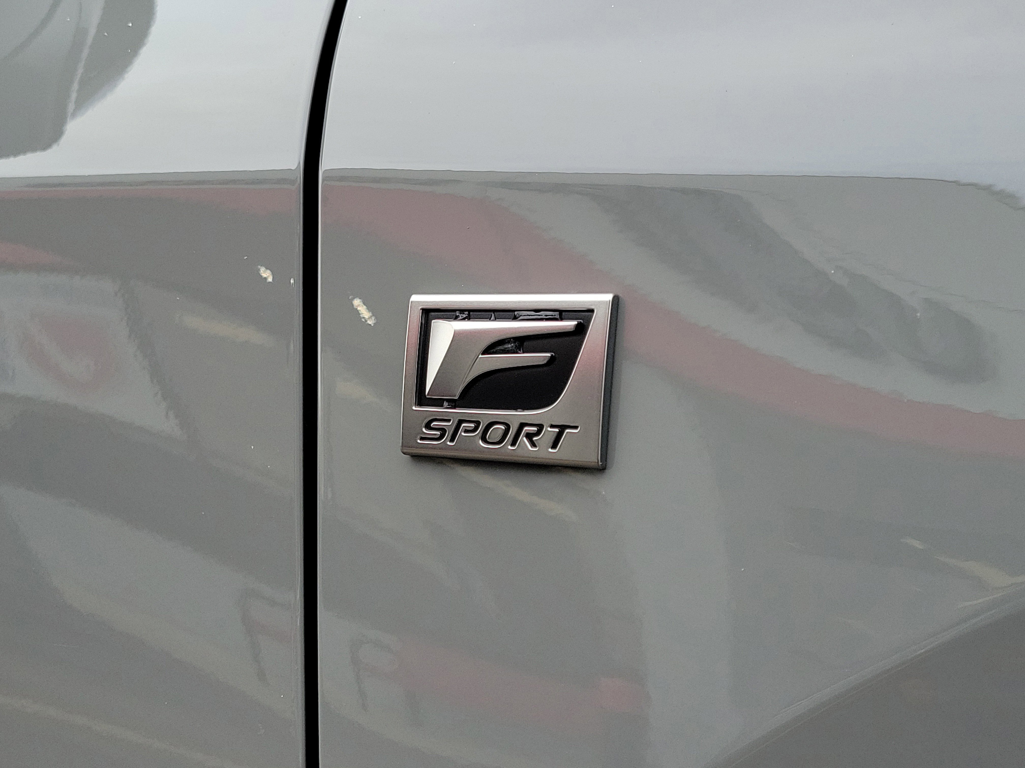 Used 2025 Lexus RX 500h F Sport image 6