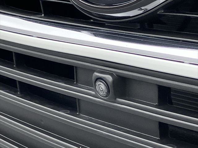 Certified 2024 Toyota Venza Limited image 11