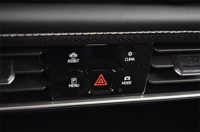 New 2026 Volkswagen Atlas Cross Sport SE image 15