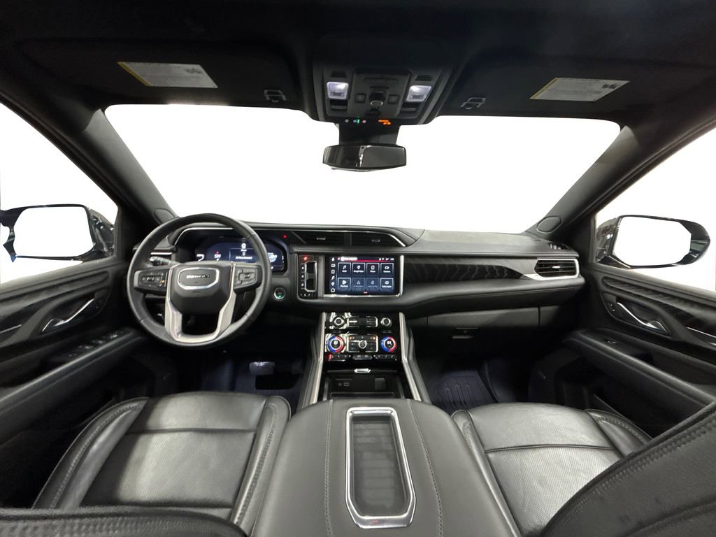 Used 2024 GMC Yukon XL Denali image 19