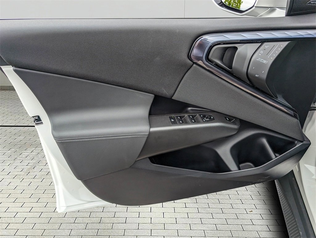 Used 2025 BMW X3 xDrive30i w/ Convenience Package image 11