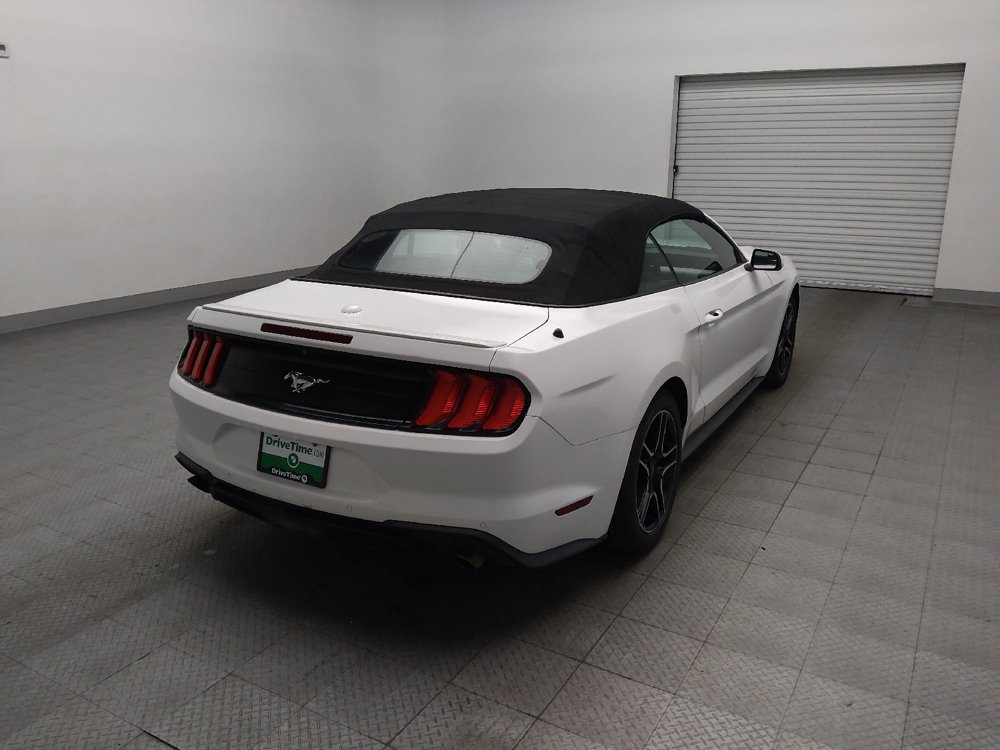 Used 2019 Ford Mustang Premium RWD image 9