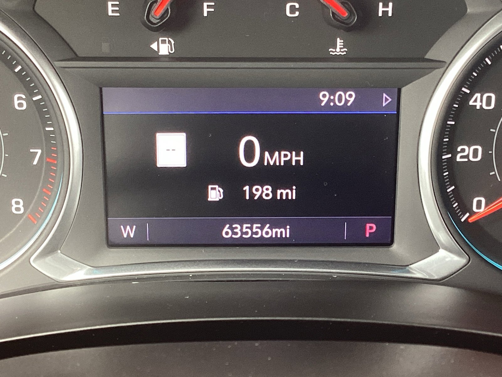 Used 2020 Chevrolet Traverse Premier FWD image 3