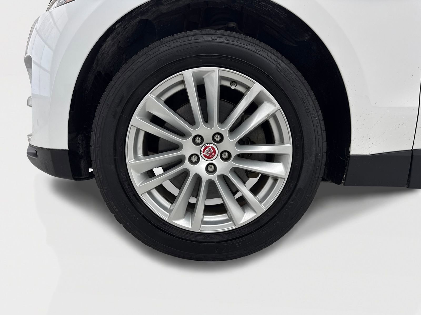 Used 2020 Jaguar F-PACE Prestige image 48