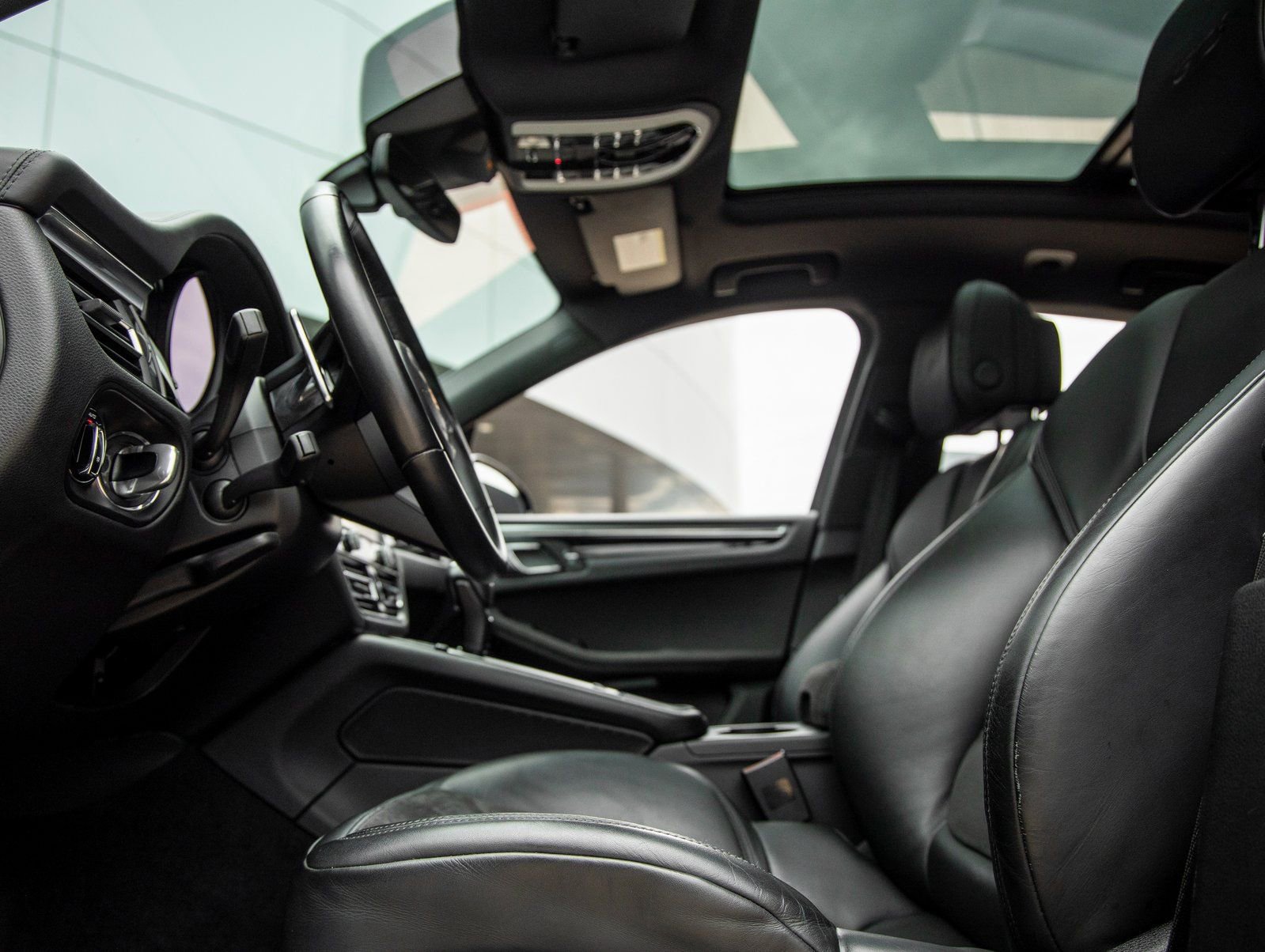 Used 2023 Porsche Macan GTS image 23