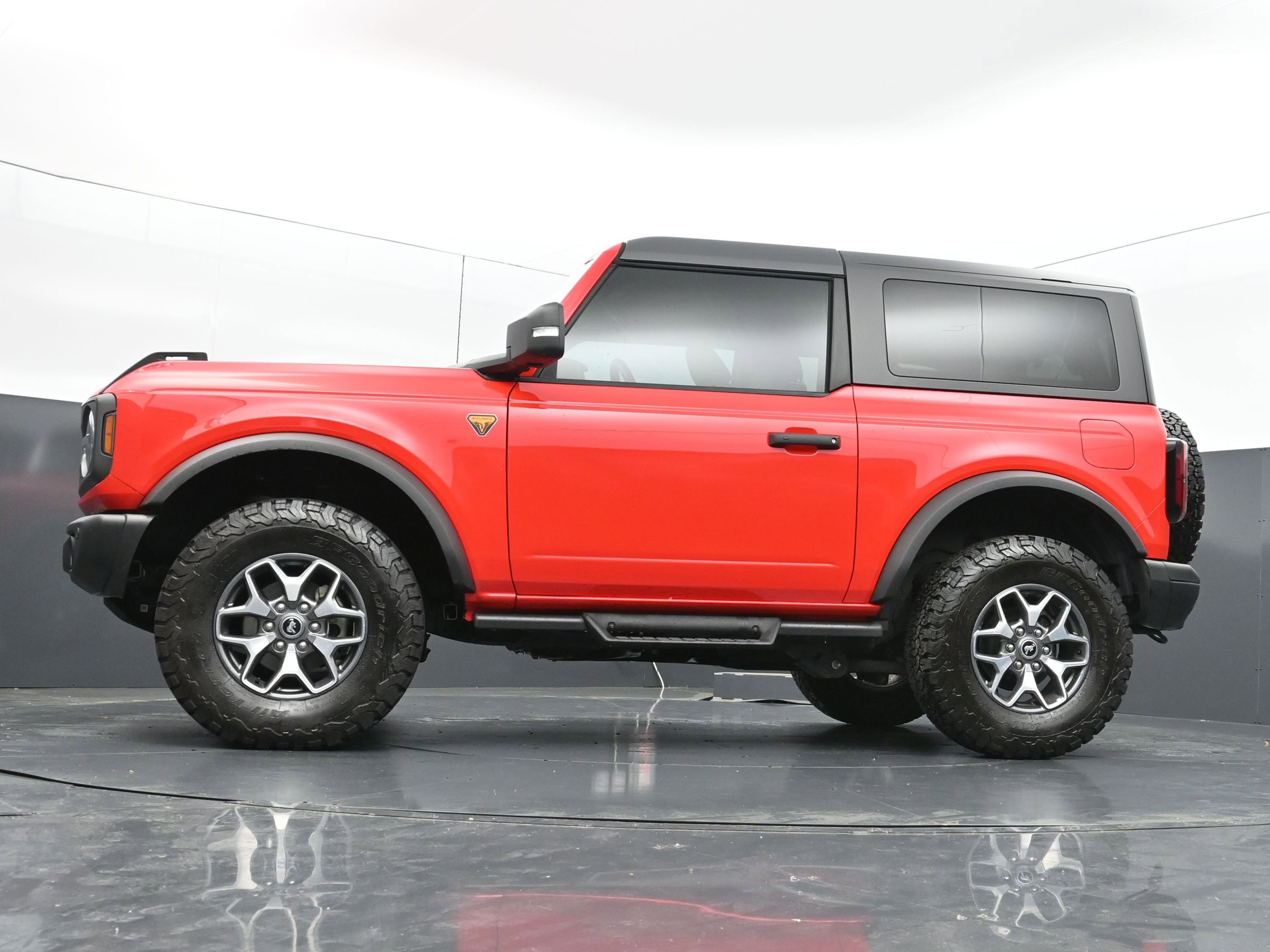 Used 2023 Ford Bronco Badlands AWD/4WD image 32