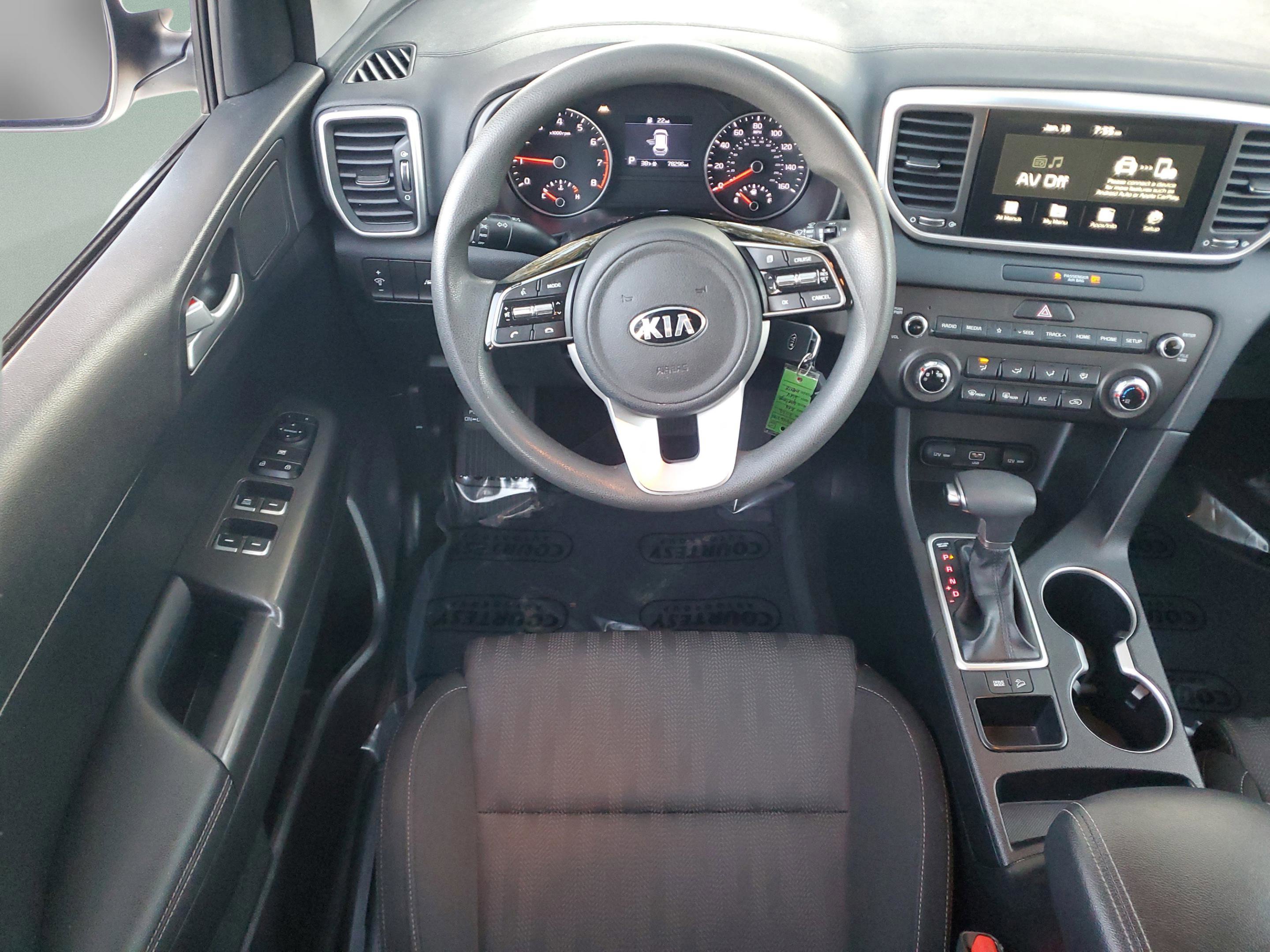 Used 2022 Kia Sportage LX image 13