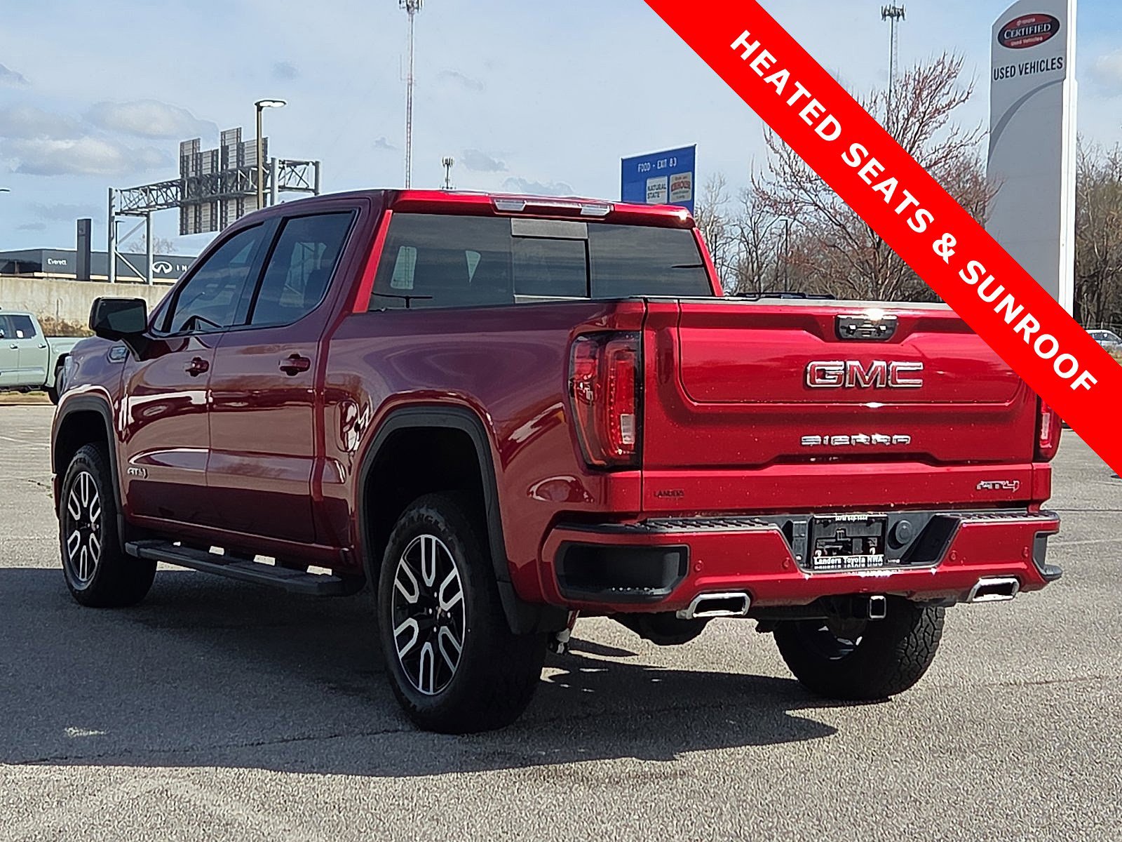 Used 2024 GMC Sierra 1500 AT4 w/ AT4 Preferred Package image 4