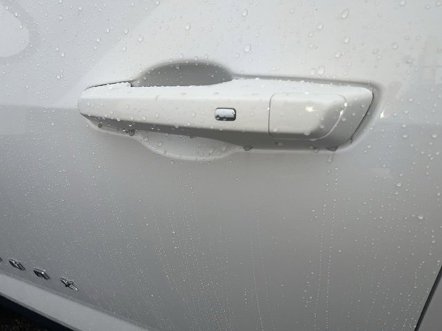 New 2026 Chevrolet Equinox LT w/ Convenience Package II image 15