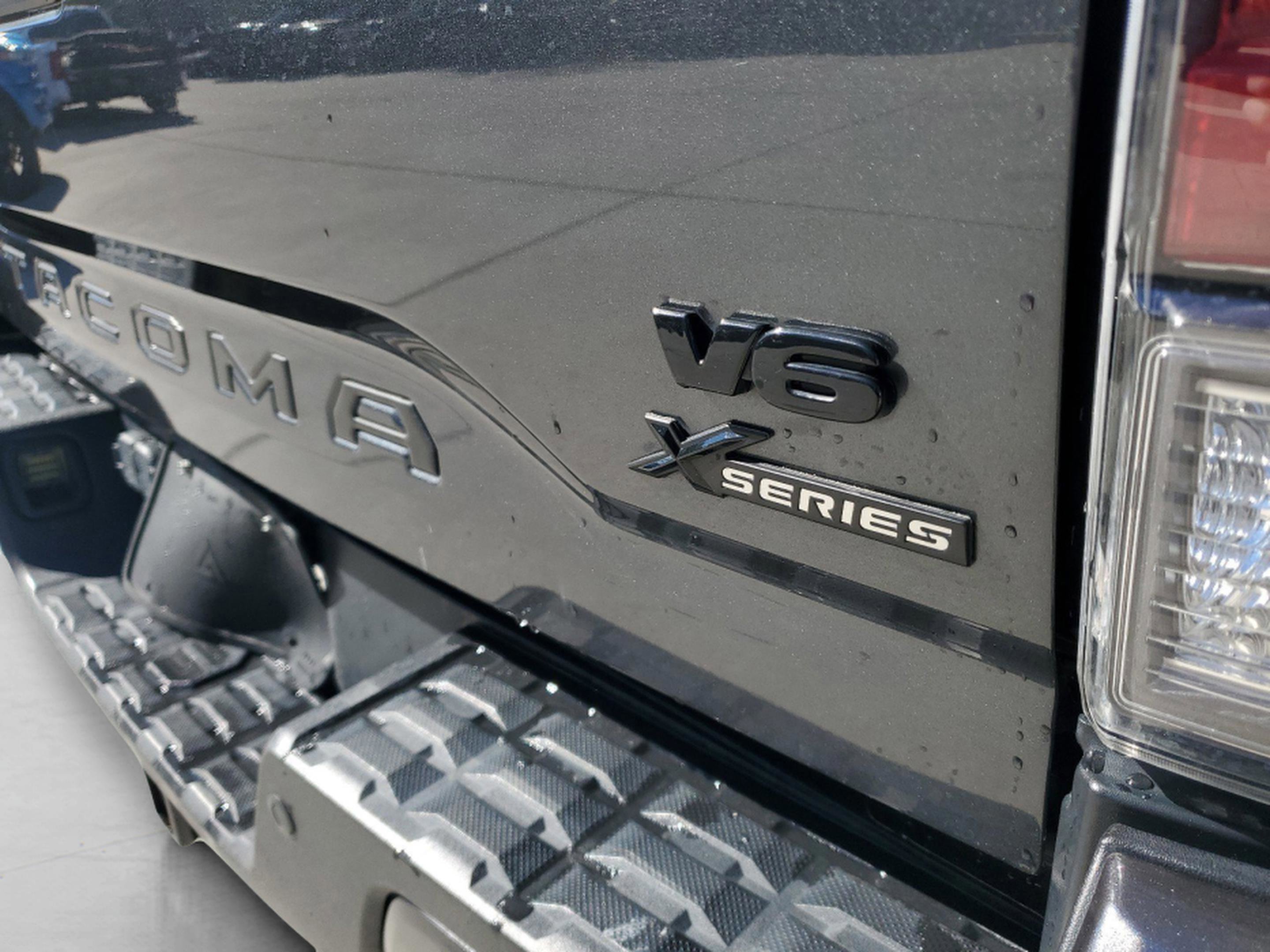 Used 2022 Toyota Tacoma TRD Sport image 6