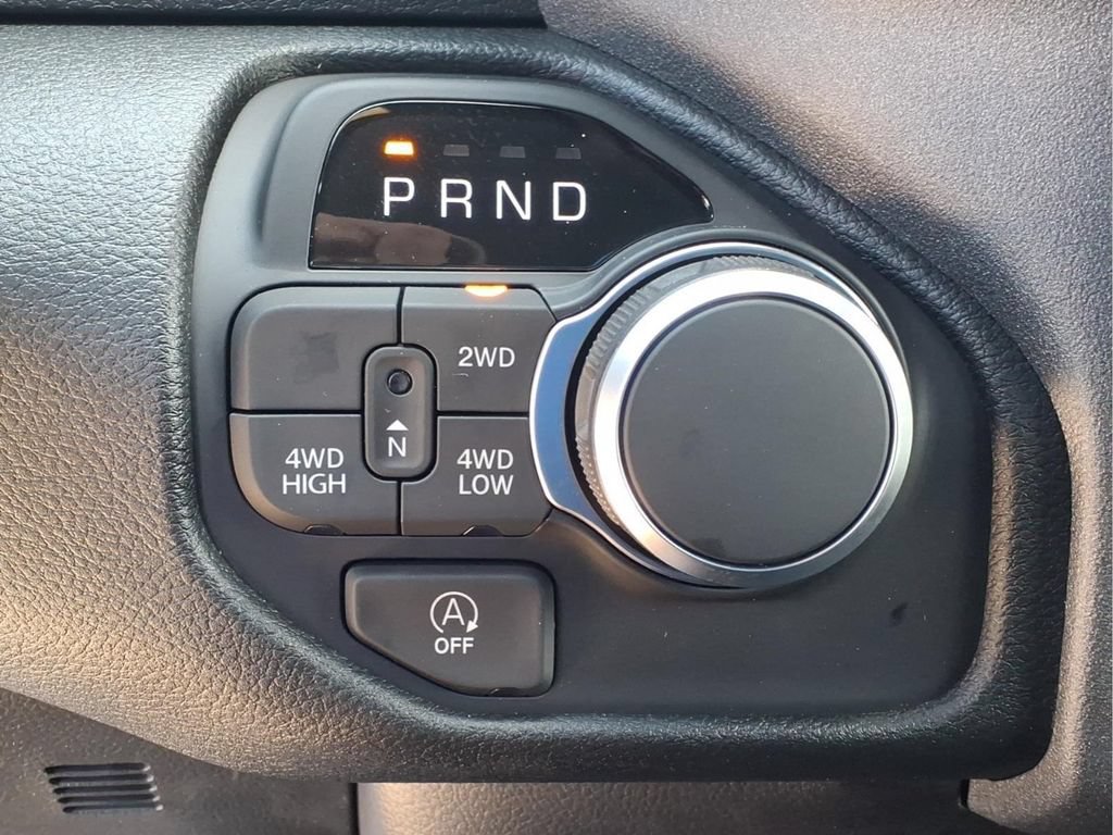 New 2026 RAM 1500 Express AWD/4WD image 9