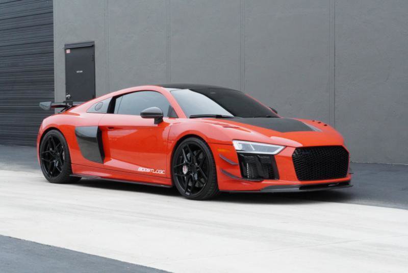 Used 2017 Audi R8 V10 plus image 2